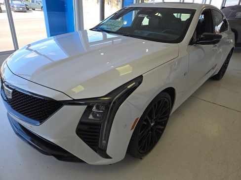 New 2025 Cadillac CT5 Premium Luxury image 1