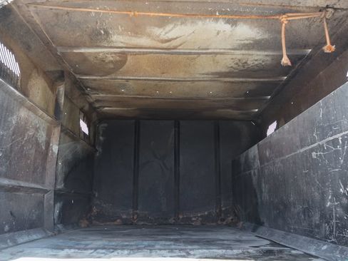 Used 2013 Ford F750 2WD Regular Cab Super Duty image 14