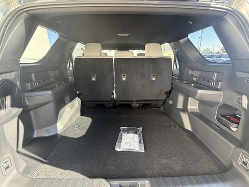 New 2026 Toyota 4Runner SR5 AWD/4WD image 21