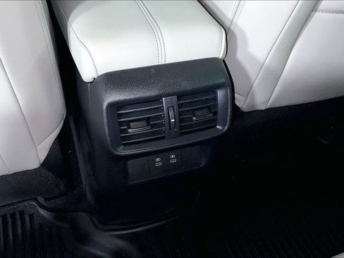 Used 2025 Nissan Murano SL image 34