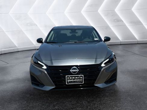 New 2026 Nissan Altima 2.5 SV FWD image 2