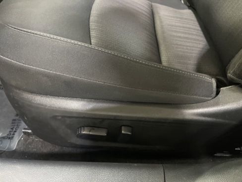 Used 2024 Nissan Altima 2.5 SV FWD image 14