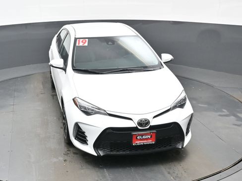Used 2019 Toyota Corolla SE image 33
