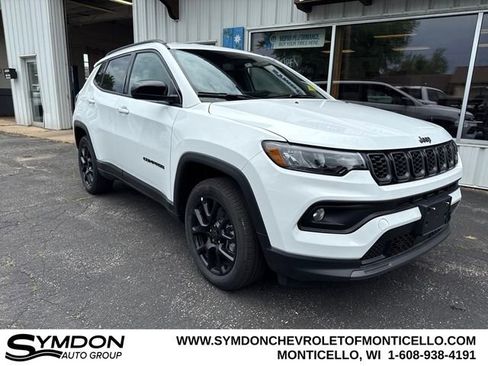 New 2025 Jeep Compass Latitude w/ Altitude Special Edition image 2