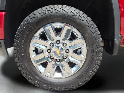 Used 2024 Chevrolet Silverado 2500 High Country w/ High Country Premium Package AWD/4WD image 66