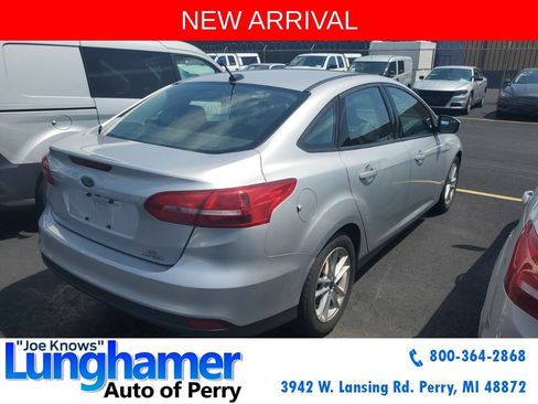 Used 2016 Ford Focus SE FWD image 7