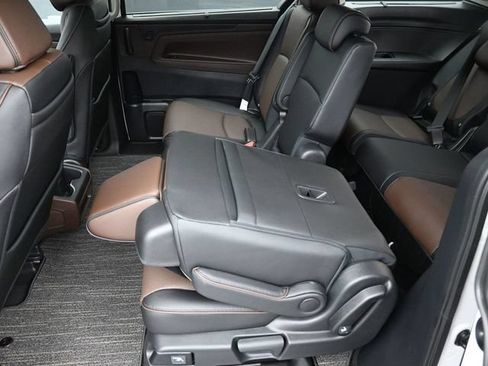 Used 2025 Honda Odyssey Elite image 21