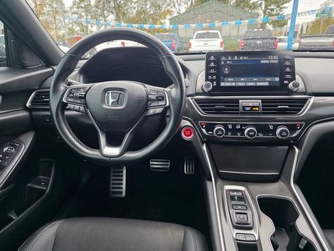 Used 2020 Honda Accord Sport image 11