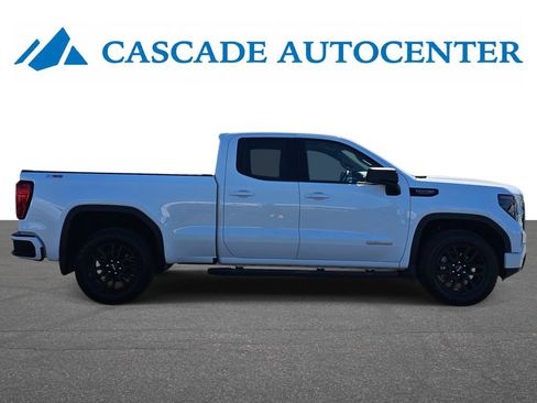 Certified 2023 GMC Sierra 1500 Elevation w/ LPO, Elevation Black Package AWD/4WD image 11