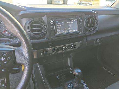 Used 2019 Toyota Tacoma SR image 23
