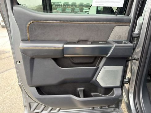 Used 2024 Ford F450 Platinum w/ FX4 Off-Road Package image 21