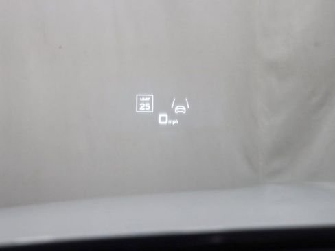 Used 2024 Audi Q8 e-tron Prestige image 16