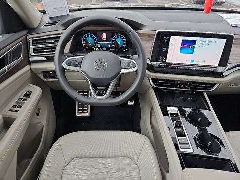 New 2026 Volkswagen Atlas SEL Premium R-Line image 8