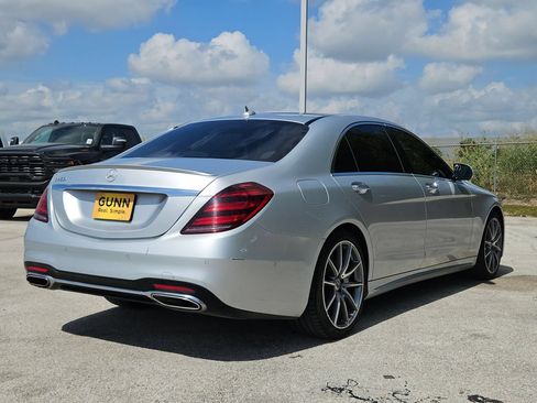 Used 2019 Mercedes-Benz S 450 Sedan image 3