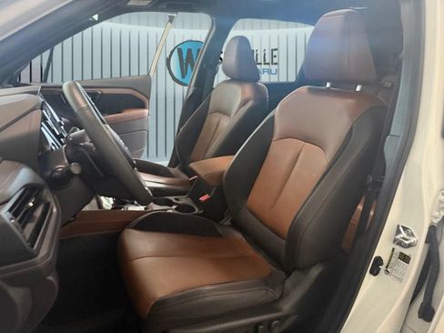 Used 2025 Subaru Forester Touring w/ Popular Package - Touring AWD/4WD image 22