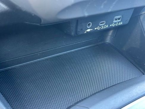 Certified 2025 Subaru Crosstrek 2.0i Premium AWD/4WD image 21
