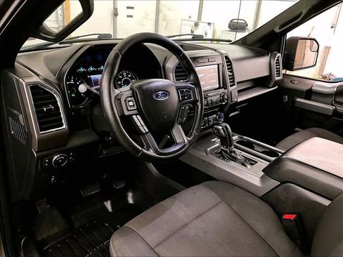 Used 2015 Ford F150 XLT w/ Equipment Group 302A Luxury AWD/4WD image 12