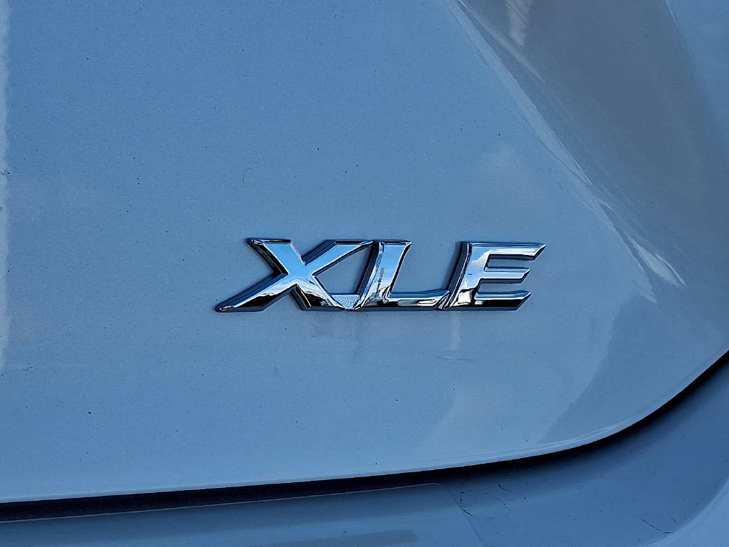 New 2026 Toyota Camry XLE w/ Premium Plus Package FWD image 21