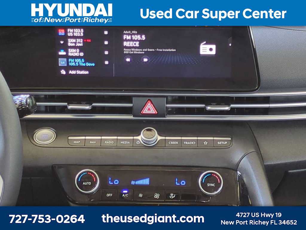 Used 2023 Hyundai Elantra Limited FWD image 17