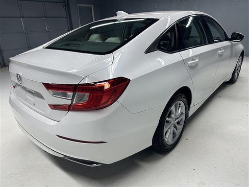 Used 2019 Honda Accord LX image 7