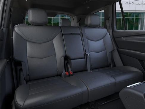New 2025 Cadillac XT6 Luxury image 17