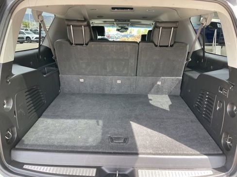 Used 2019 GMC Yukon XL Denali w/ Denali Ultimate Package image 18