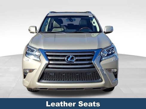 Used 2015 Lexus GX 460 image 3