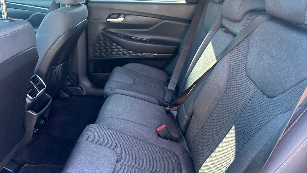 Used 2019 Hyundai Santa Fe SEL AWD/4WD image 10