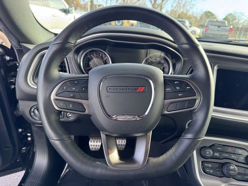 Used 2021 Dodge Challenger R/T Scat Pack image 7