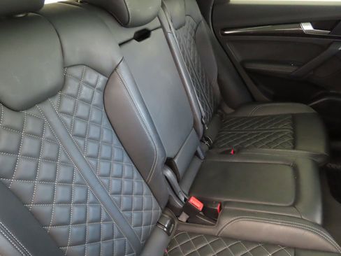 Used 2023 Audi SQ5 Premium Plus w/ Premium Plus Package image 28