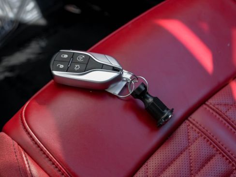 Used 2022 Maserati Quattroporte Trofeo image 70