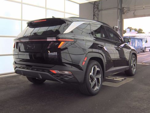 Used 2023 Hyundai Tucson Limited FWD image 4