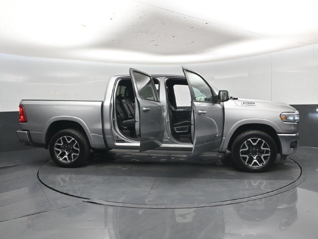 Used 2025 RAM 1500 Laramie AWD/4WD image 60