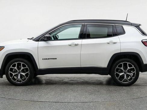 Used 2025 Jeep Compass Limited AWD/4WD image 5
