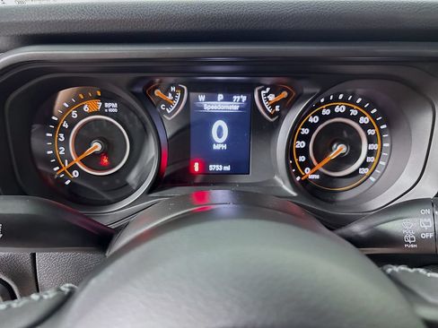 Used 2026 Jeep Wrangler Unlimited Sport AWD/4WD image 13