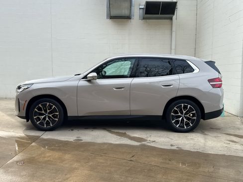 Certified 2025 BMW X3 xDrive30i w/ Premium Package image 5