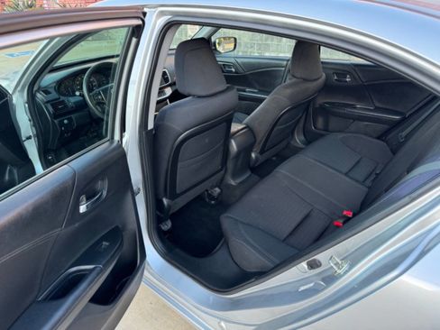 Used 2014 Honda Accord Sport image 10