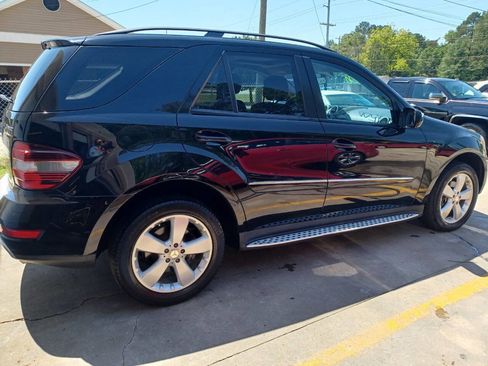 Used 2009 Mercedes-Benz ML 350 4MATIC image 2