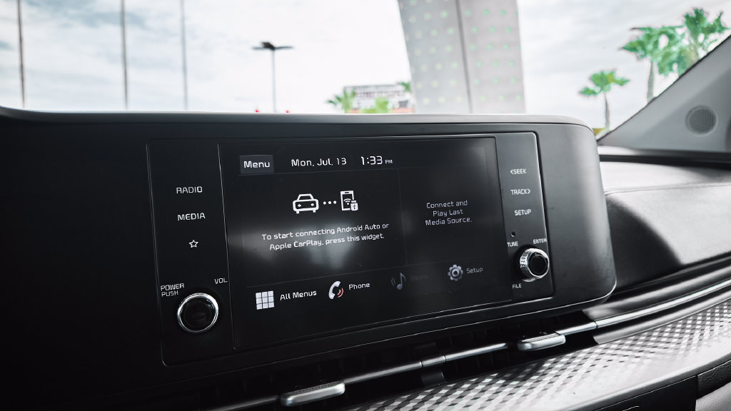 Used 2022 Kia Carnival LX FWD image 27