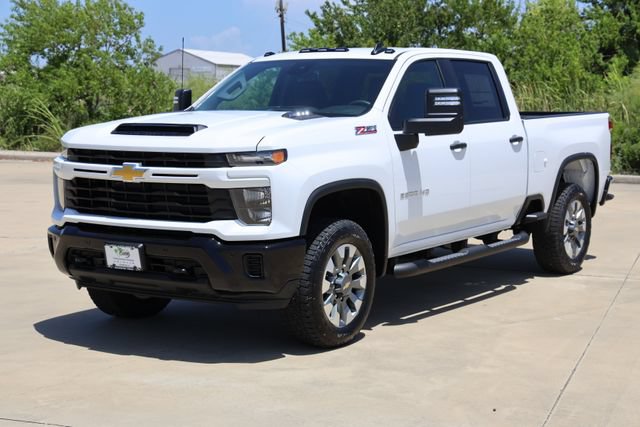New 2026 Chevrolet Silverado 2500 Custom w/ Custom Value Package AWD/4WD image 3