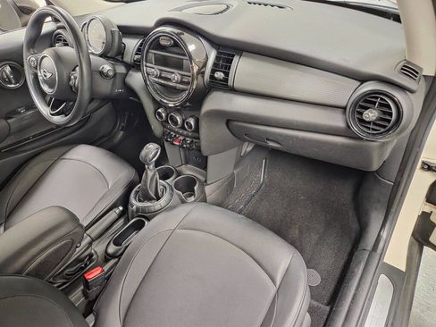Used 2016 MINI Cooper 2-Door Hardtop FWD image 18