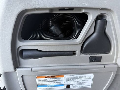 Used 2016 Honda Odyssey SE image 26