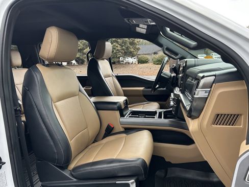 Used 2023 Ford F250 Lariat w/ Chrome Package image 56