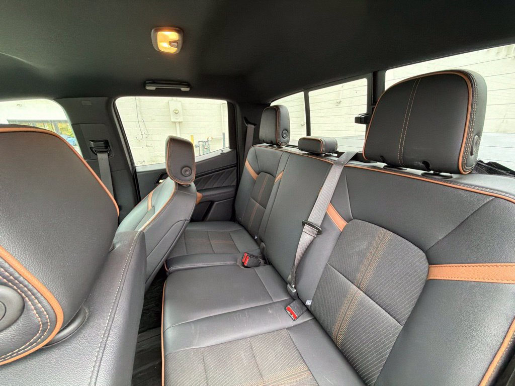 Used 2024 GMC Canyon AT4 w/ Canyon Safety Plus Package AWD/4WD image 8
