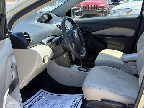 Used 2007 Toyota Yaris Sedan FWD image 12