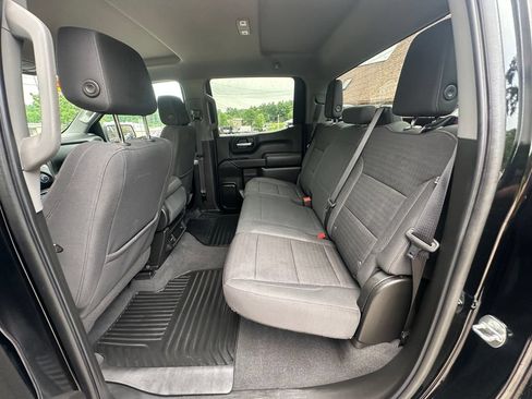 Used 2022 Chevrolet Silverado 1500 Custom AWD/4WD image 17