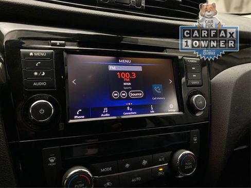 Used 2022 Nissan Rogue Sport SV w/ Technology Package image 29