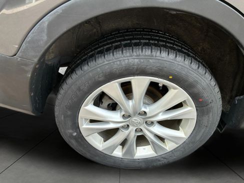 Used 2014 Toyota RAV4 Limited w/ Technology Package AWD/4WD image 8
