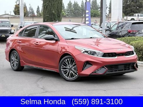 Used 2023 Kia Forte GT-Line w/ GT-Line Premium Package FWD image 2