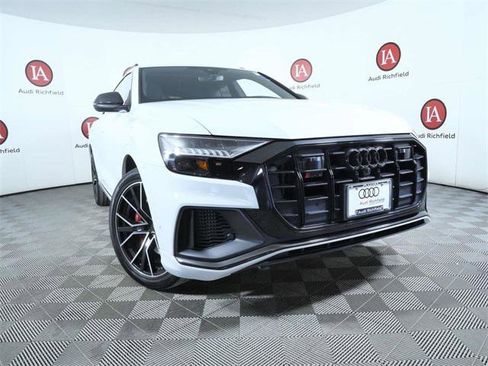 Used 2023 Audi SQ8 Prestige w/ Prestige Package image 2